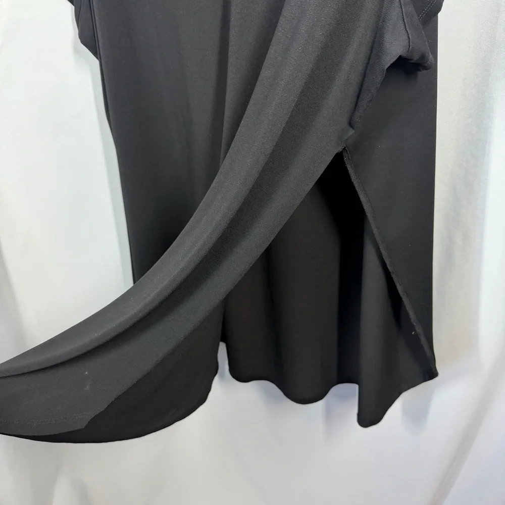 H&M | Short Sleeve V Neck Black Slits On Sides Women's Size 4X - Picture 3 of 8